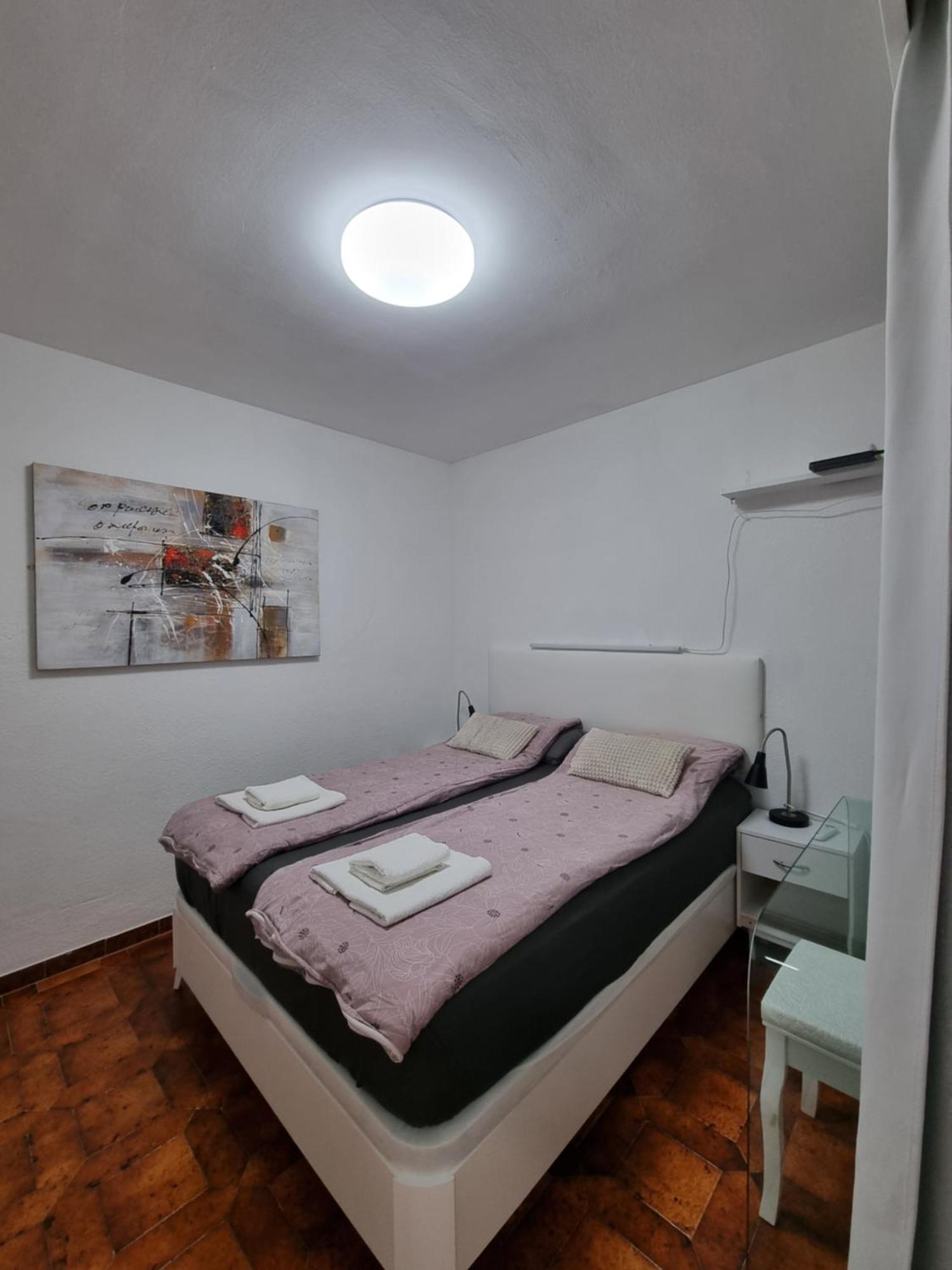 Comfortable One Bedroom Apartment Фуeнхирола Екстериор снимка